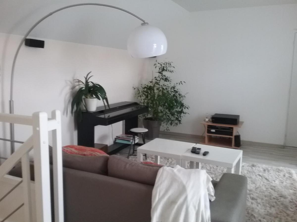 Chambre Et Salon Video Marzy Eksteriør bilde